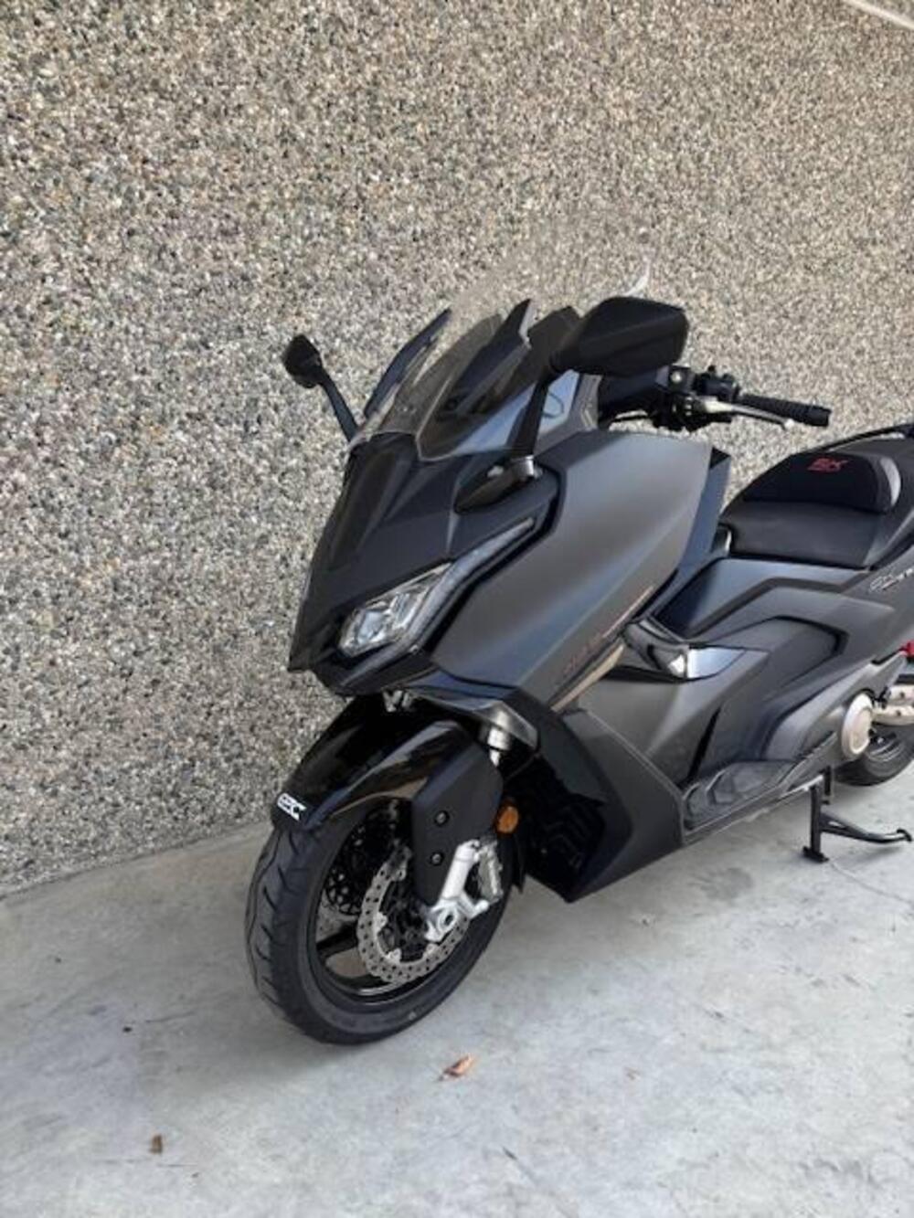 Kymco AK 575 Premium (2025 - 26) (5)