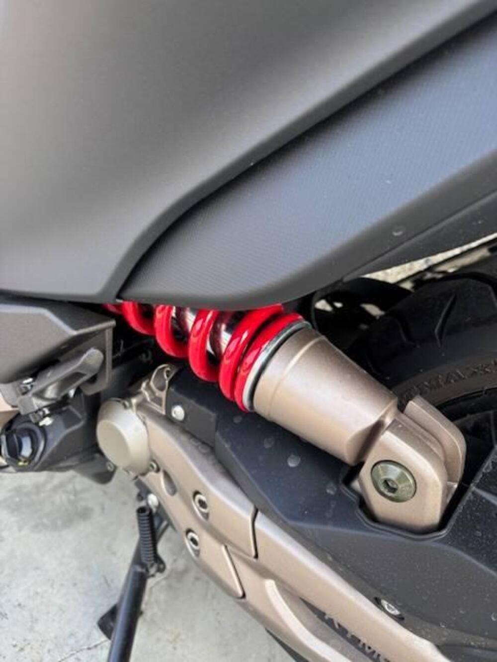 Kymco AK 575 Premium (2025 - 26) (8)