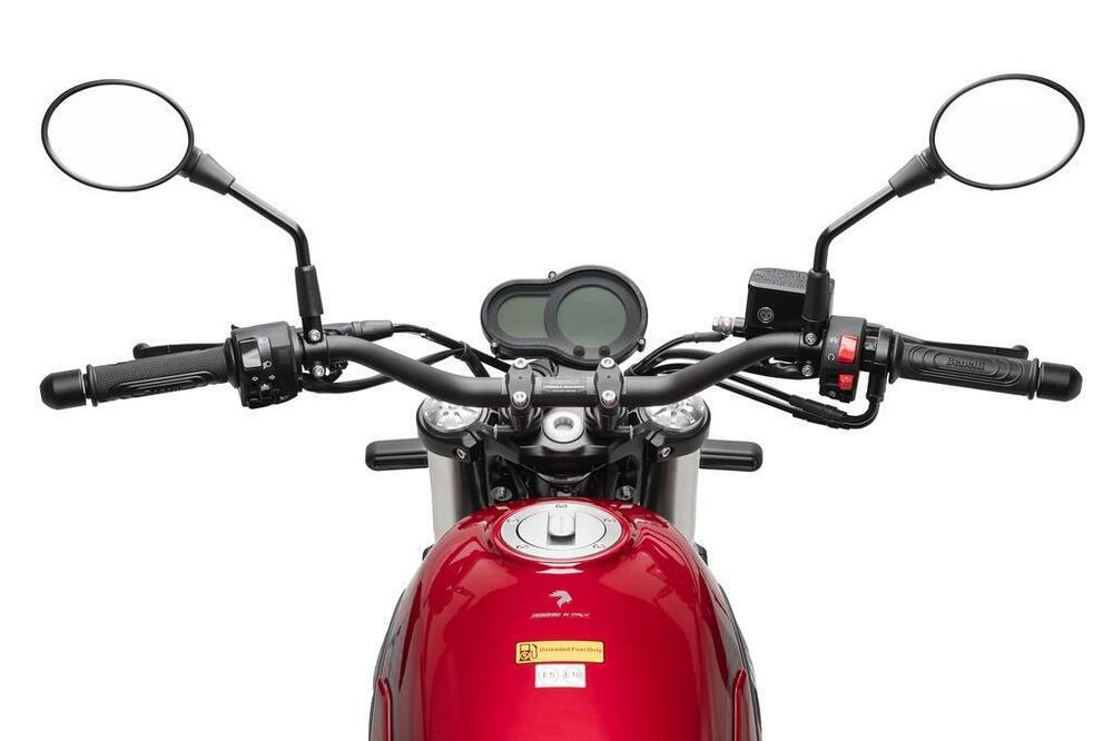 Benelli Leoncino 500 Trail (2021 - 26) (2)