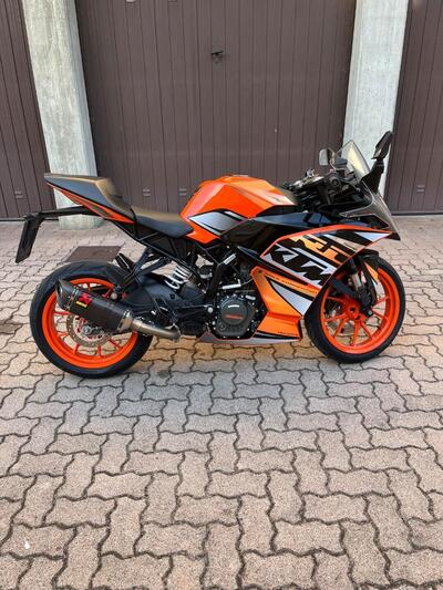 KTM RC 125 ABS (2017 - 20) usata