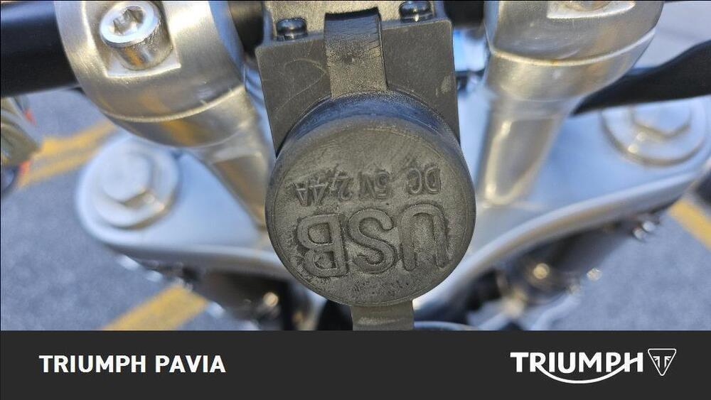 Triumph Speedmaster (2003 - 05) (25)