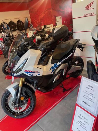 Honda X-ADV 750 Special Edition (2026) nuova