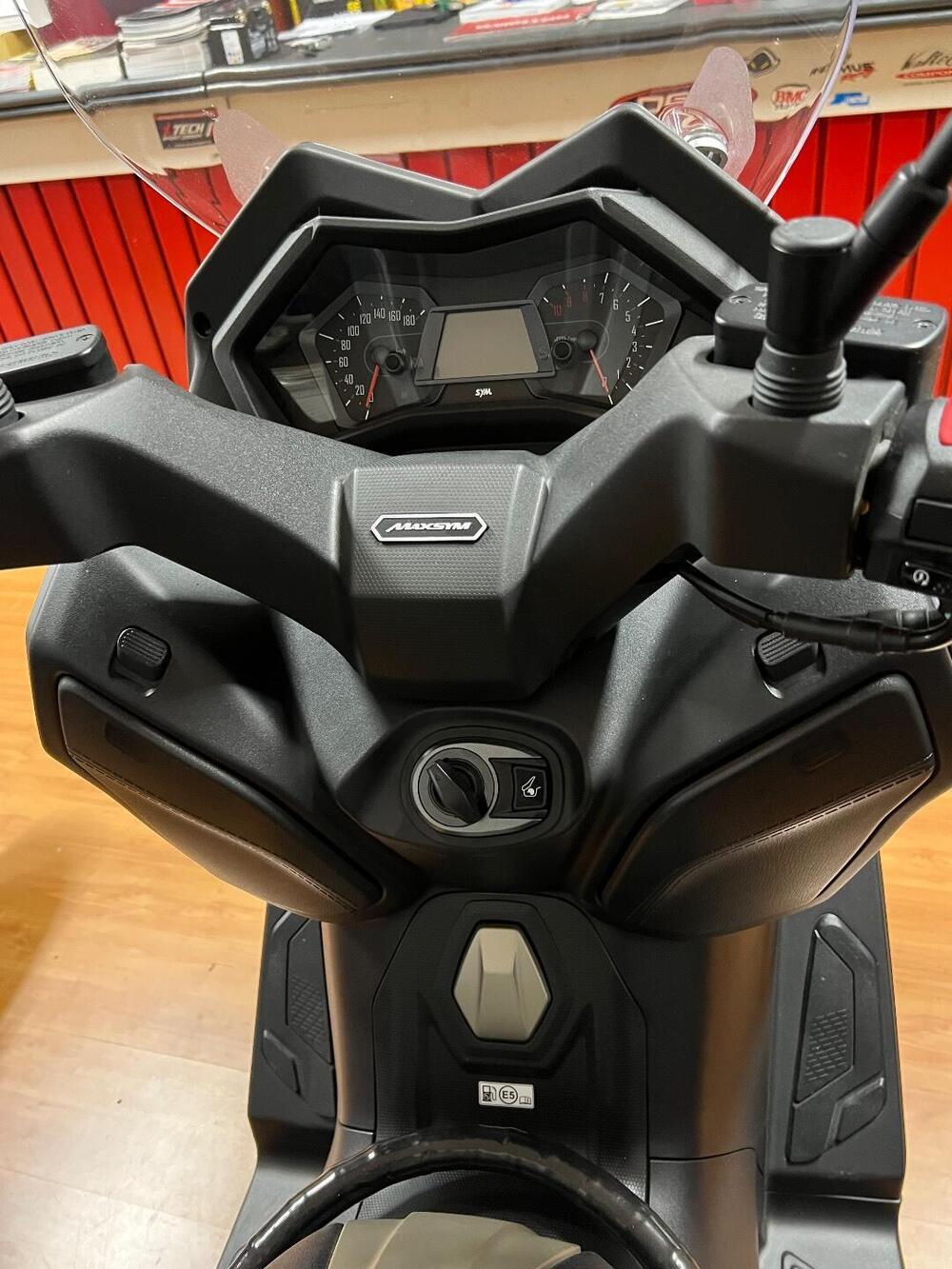 Sym Maxsym 400 (2021 - 25) (6)