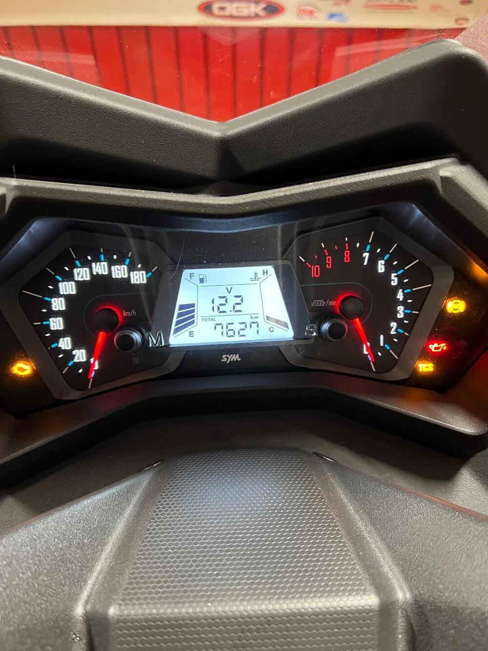 Sym Maxsym 400 (2021 - 25) (7)