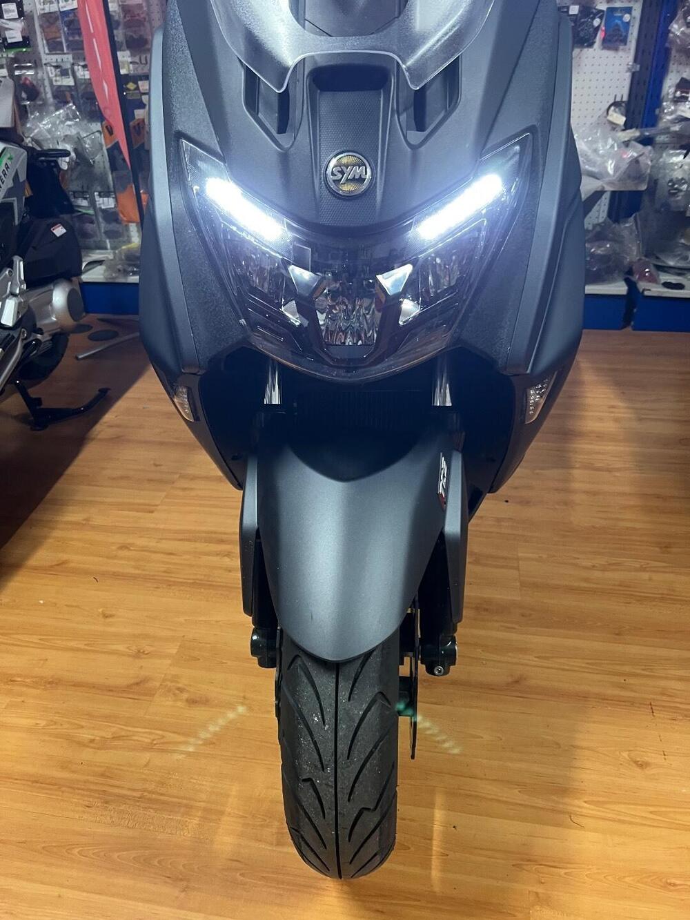 Sym Maxsym 400 (2021 - 25) (8)