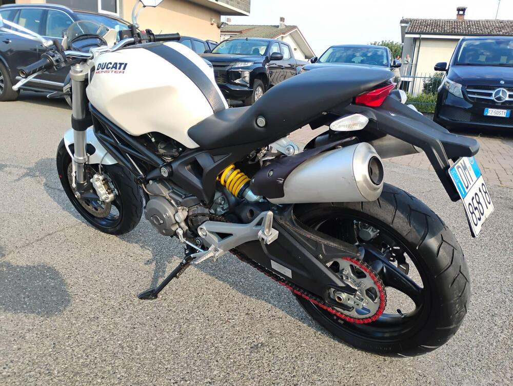 Ducati Monster 696 Plus (2007 - 14) (4)