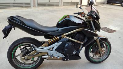 Kawasaki ER-6N (2006 - 09) usata