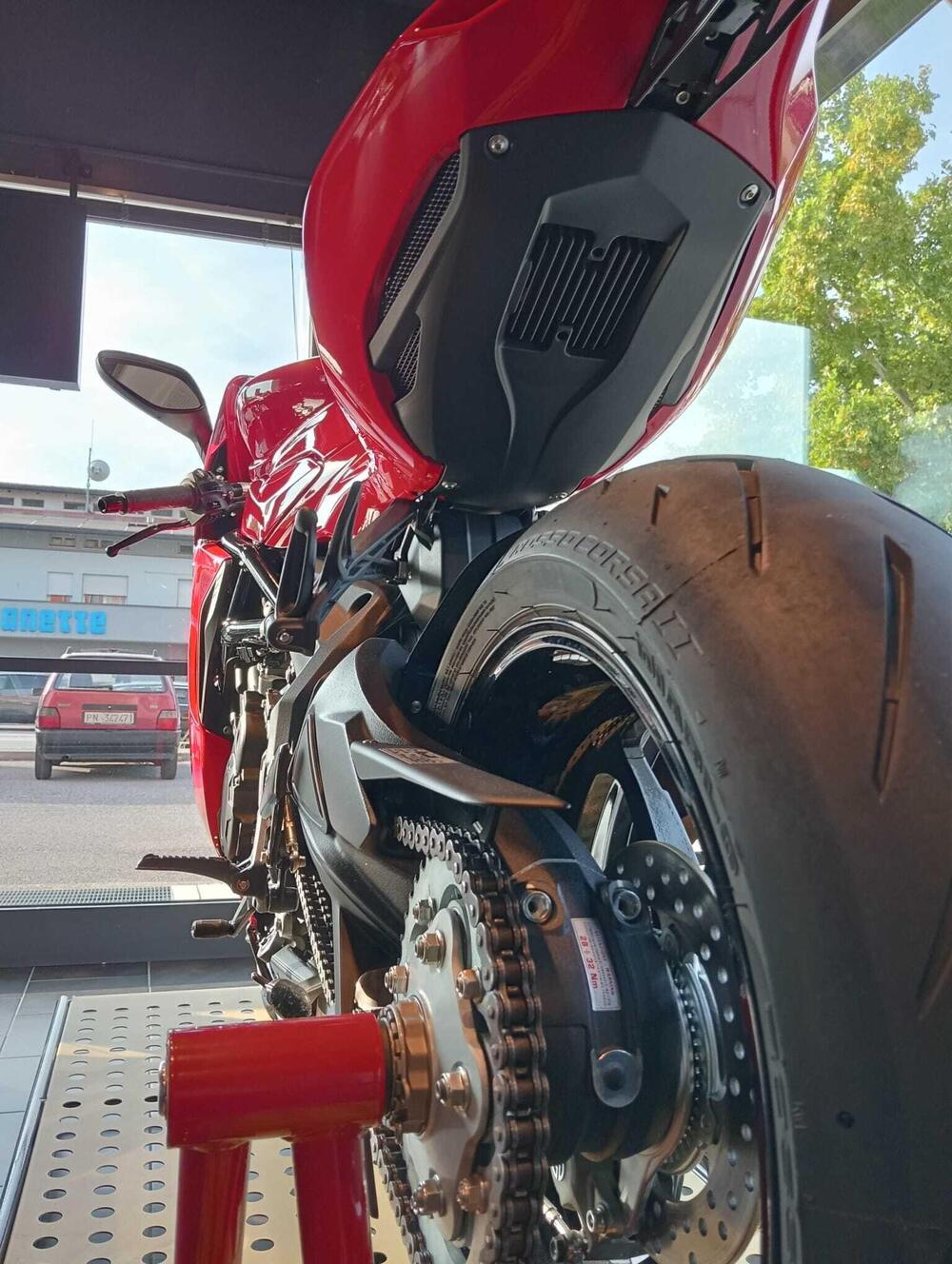 MV Agusta F3 800 Rosso (2021 - 23) (2)