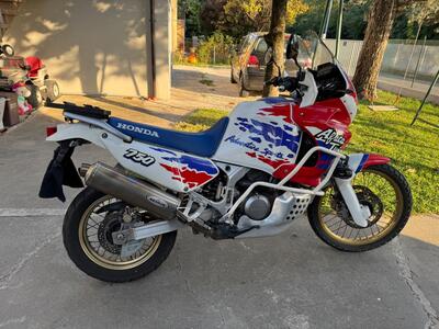 Honda Africa Twin RD07 d'epoca