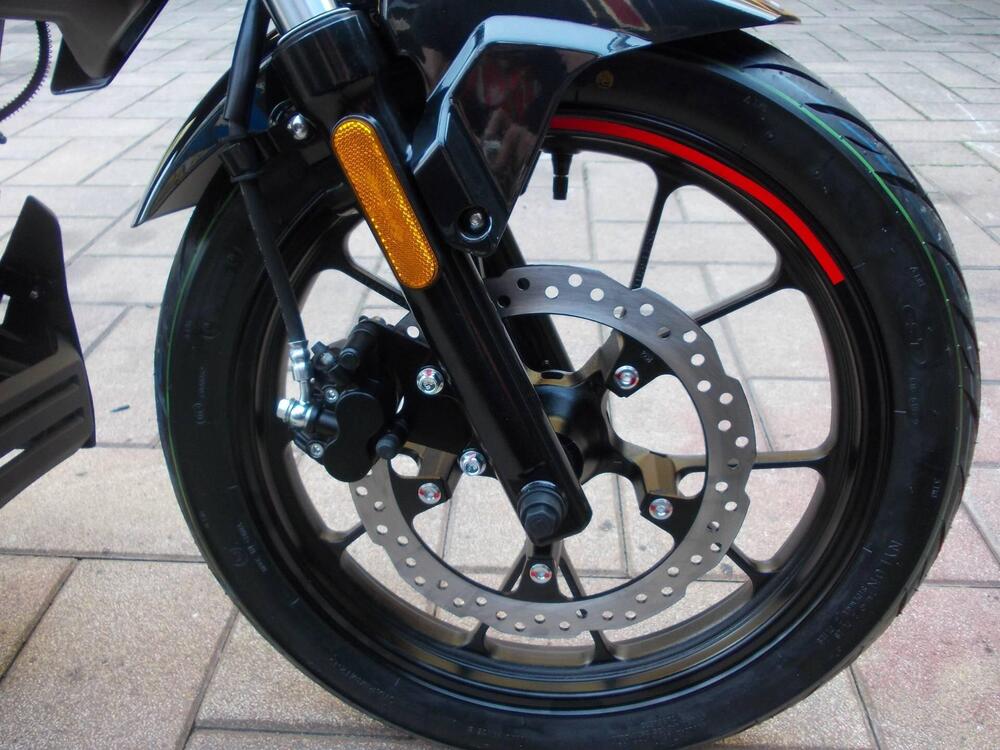 Keeway Motor RKS 125 (2025 - 26) (4)