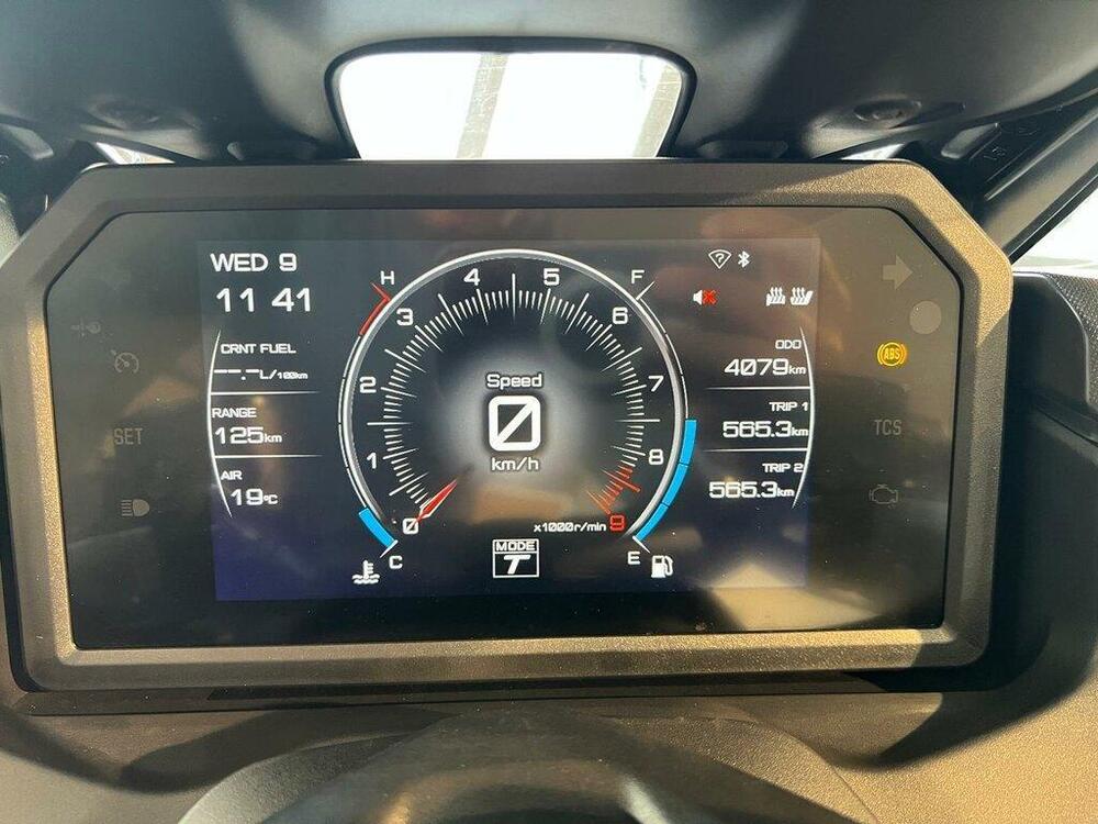 Yamaha T-Max 560 Tech Max (2022 - 24) (8)