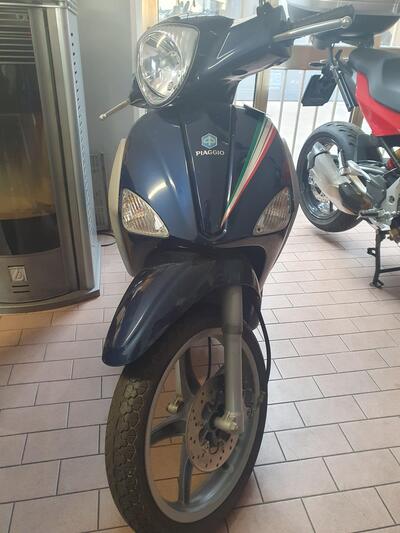 Piaggio Liberty 50 4T (2004 - 16) usata