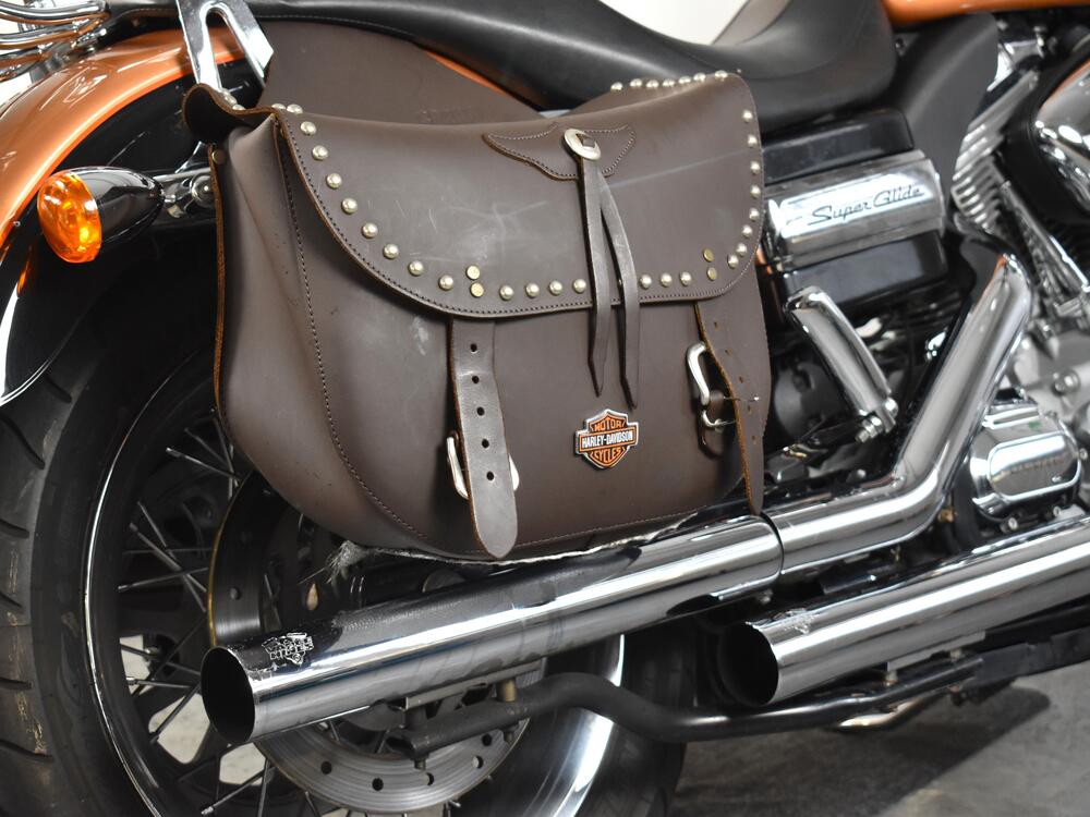 Harley-Davidson 1584 Super Glide Custom (2007) - FXDC (8)