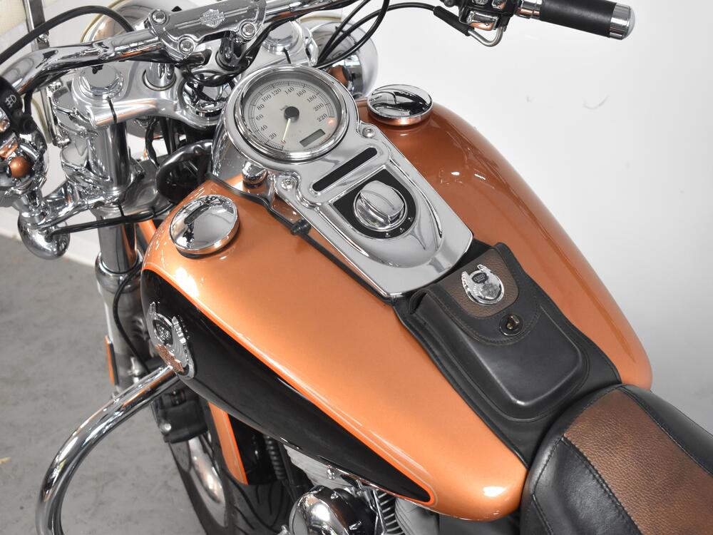Harley-Davidson 1584 Super Glide Custom (2007) - FXDC (17)