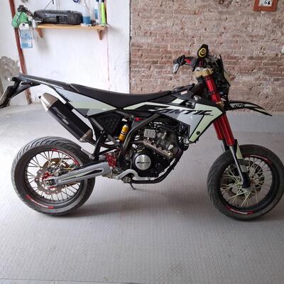 Fantic Motor Motard 125 Competition 4t (2020) usata