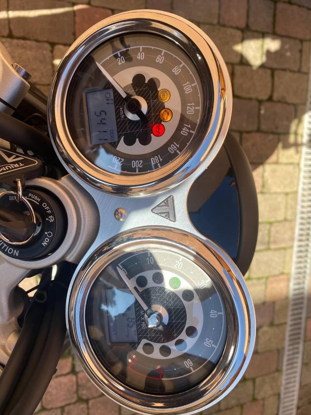 Triumph Speed Twin 1200 (2021 - 24) (11)