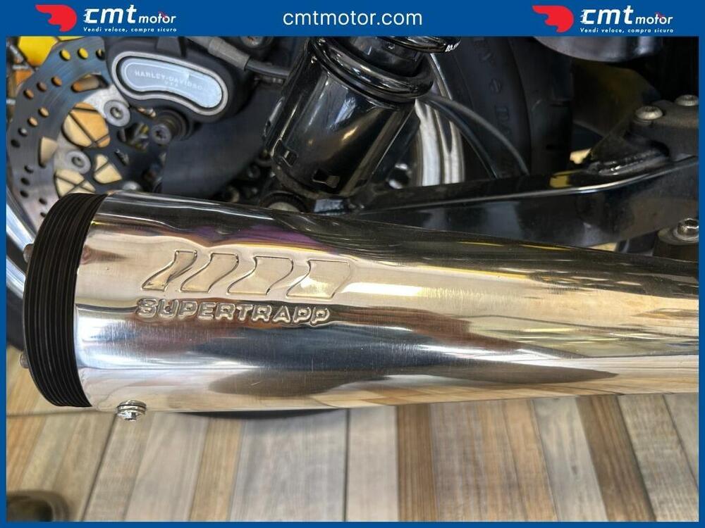 Harley-Davidson 1584 Super Glide Custom (2008 - 13) - FXDC (9)