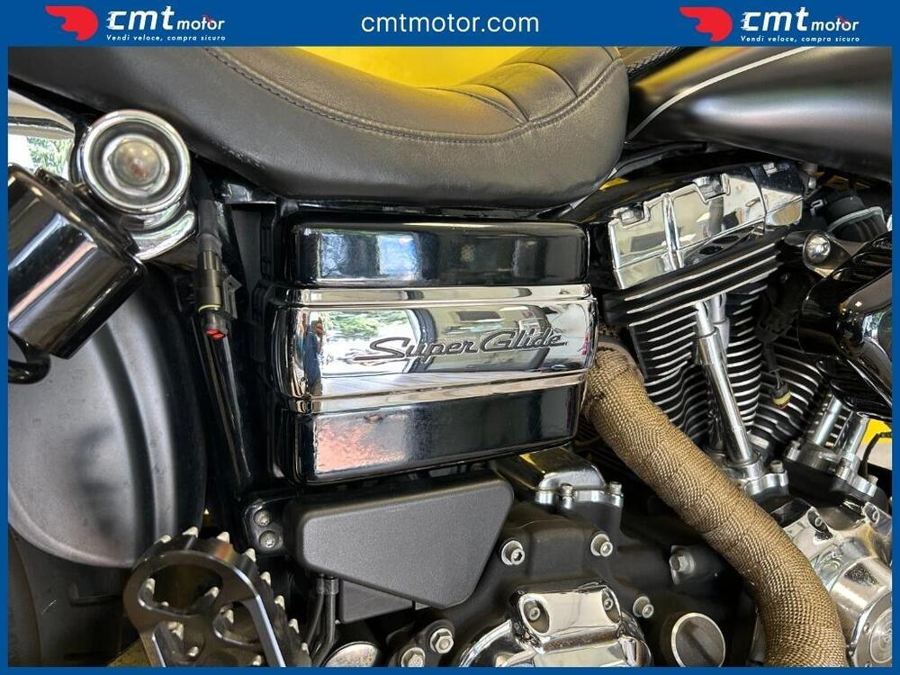 Harley-Davidson 1584 Super Glide Custom (2008 - 13) - FXDC (10)