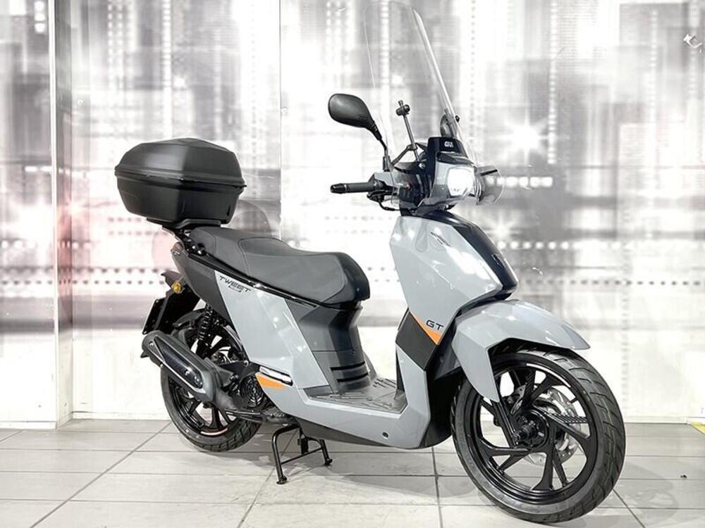 Peugeot Tweet 125 FL GT ABS (2024)