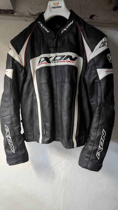 Vendesi giubbotto Ixon