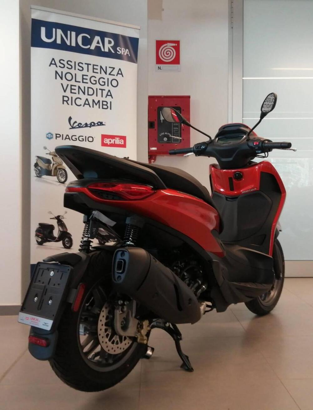 Piaggio Beverly 300 S ABS-ASR (2021 - 25) (5)