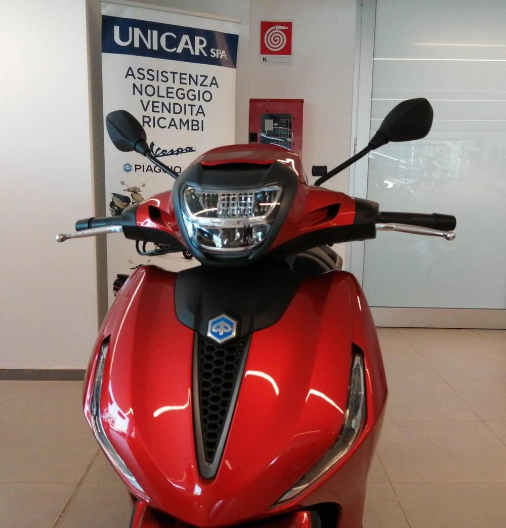 Piaggio Beverly 300 S ABS-ASR (2021 - 25) (14)