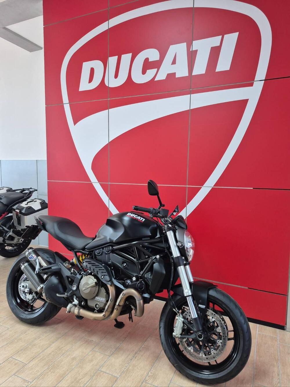 Ducati Monster 821 Dark ABS (2014 - 16) (2)