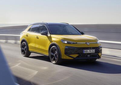 Nuova Volkswagen T-Roc: motorizzazioni, allestimenti, optional e prezzi. Guida all’acquisto