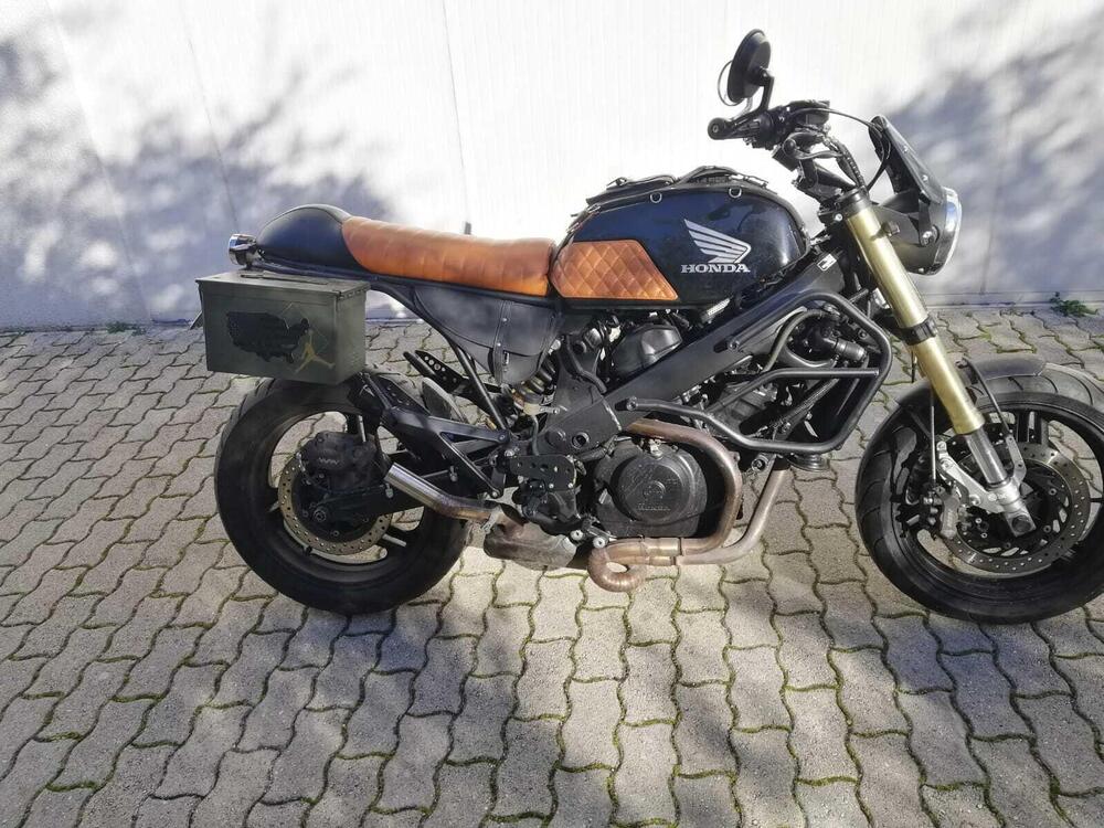 Honda Deauville 700  (7)