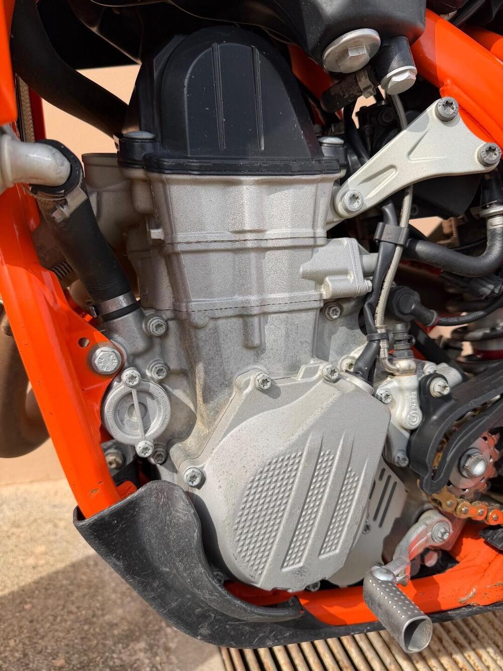 KTM 450 SX-F Factory (2021) (12)