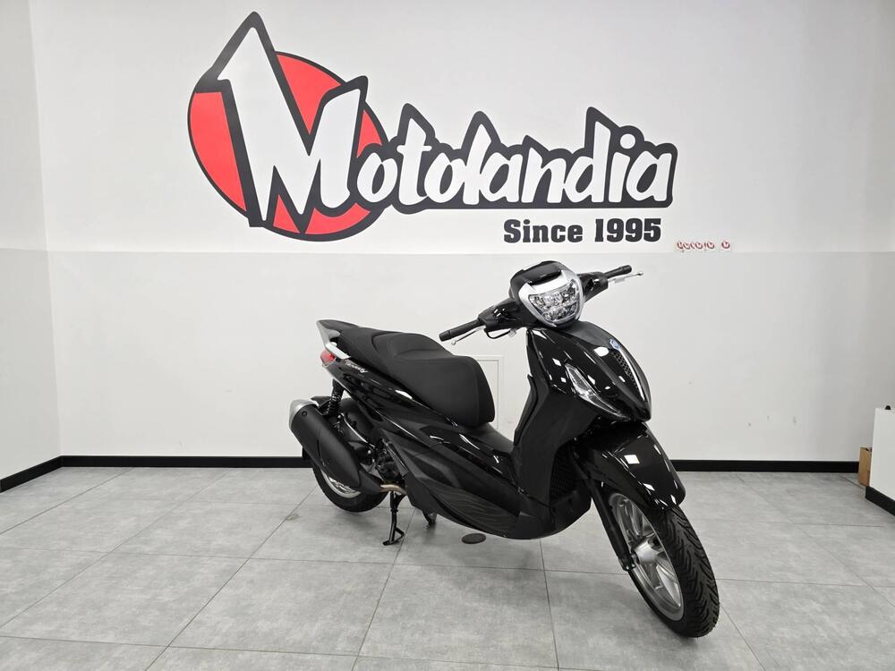 Piaggio Beverly 310 (2025 - 26) (2)