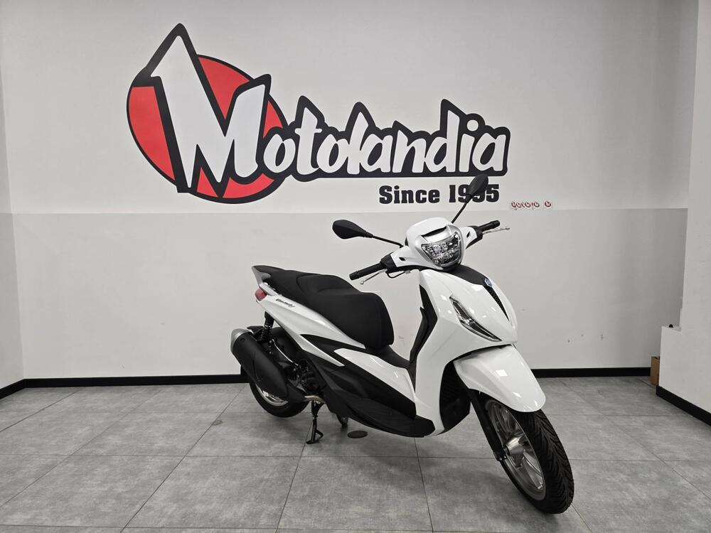 Piaggio Beverly 310 (2025 - 26) (2)