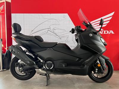 Yamaha T-Max 560 (2022 - 24) usata