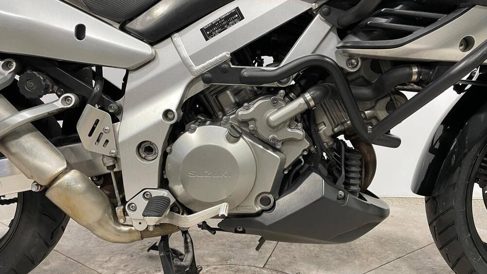 Suzuki V-Strom 1000 (2002 - 06) (7)