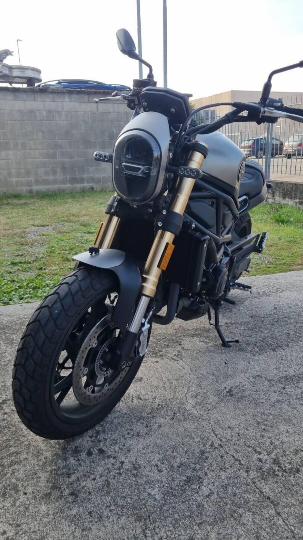 Benelli Leoncino 800 (2022 - 25) (2)