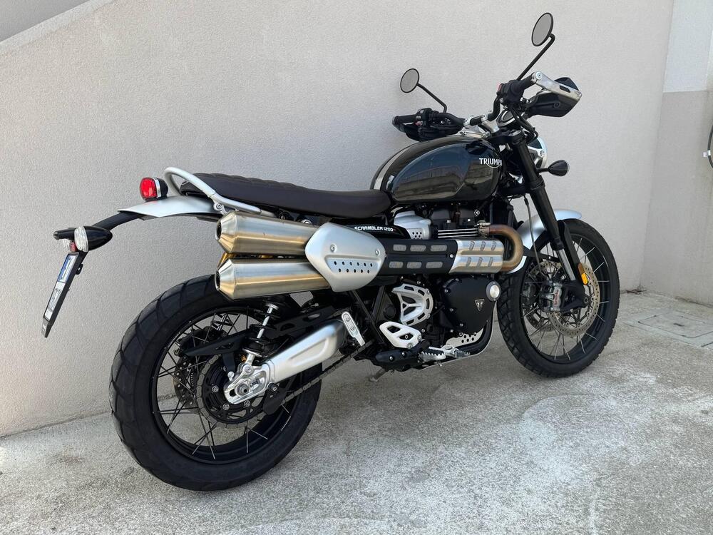 Triumph Scrambler 1200 XC (2021 - 23) (2)