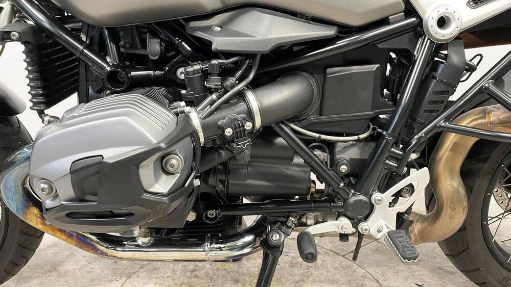 Bmw R nineT 1200 Scrambler (2016 - 20) (4)