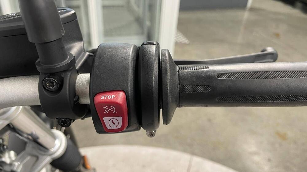 Bmw R nineT 1200 Scrambler (2016 - 20) (12)