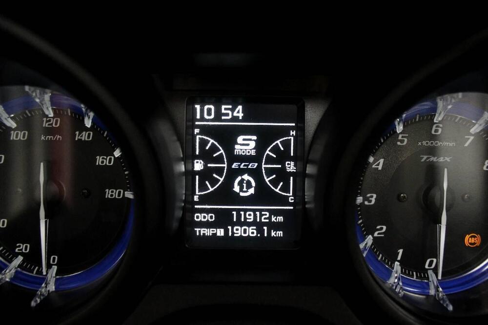 Yamaha T-Max 560 (2020 - 21) (6)