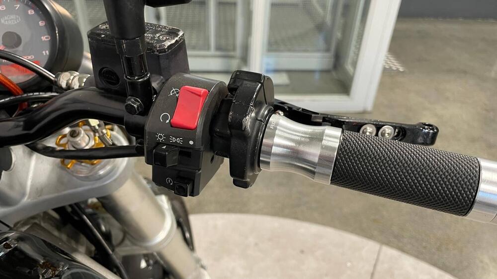 Ducati Monster 620 (2003 - 06) (8)