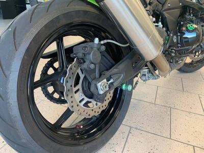 Kawasaki Z 750 R (2011 - 14) usata