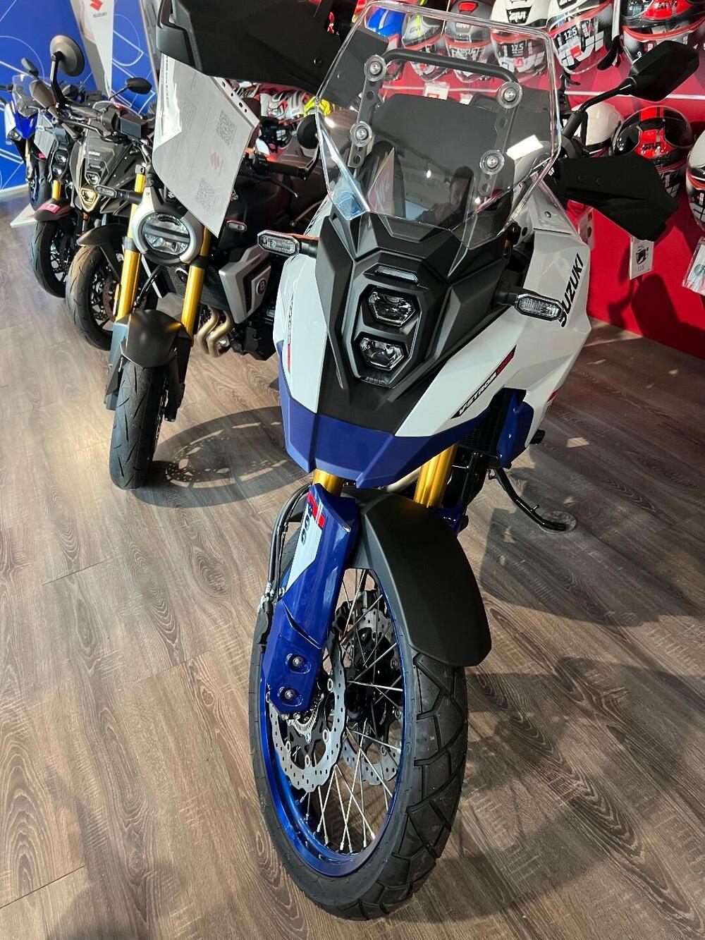 Suzuki V-Strom 800DE (2025) (2)