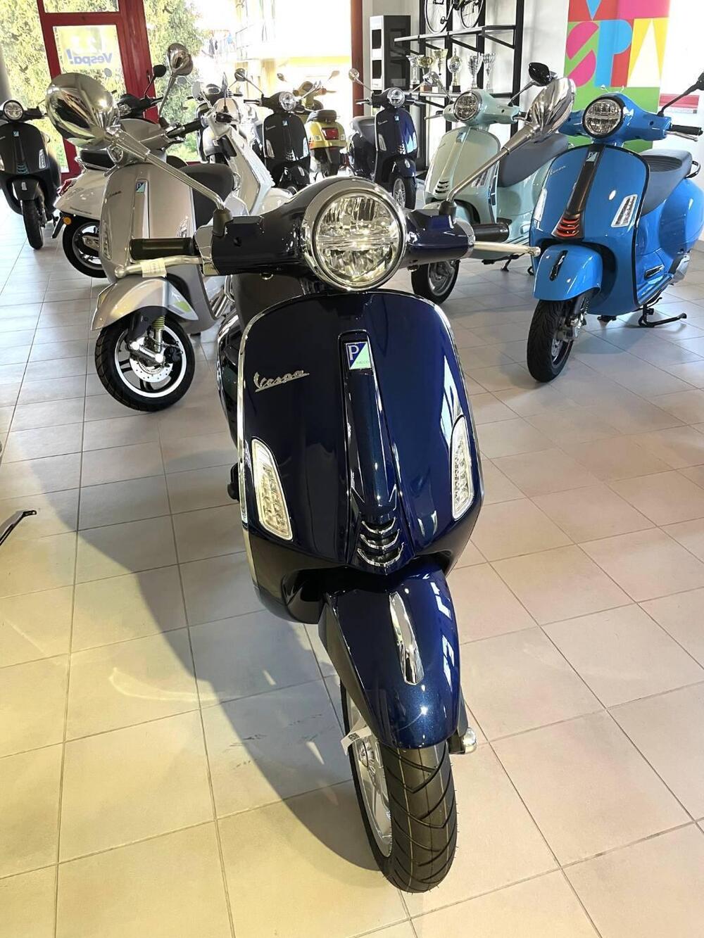 Vespa Primavera 150 (2024 - 25) (2)