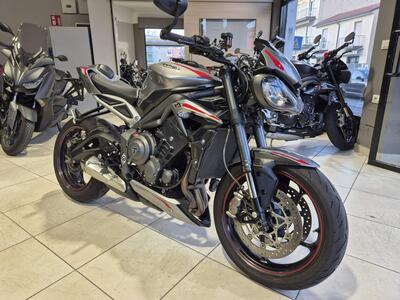 Triumph Street Triple RS (2020 - 22) usata