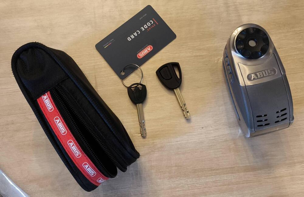 BLOCCA DISCO X 🏍️ O SCOOTER Abus (4)