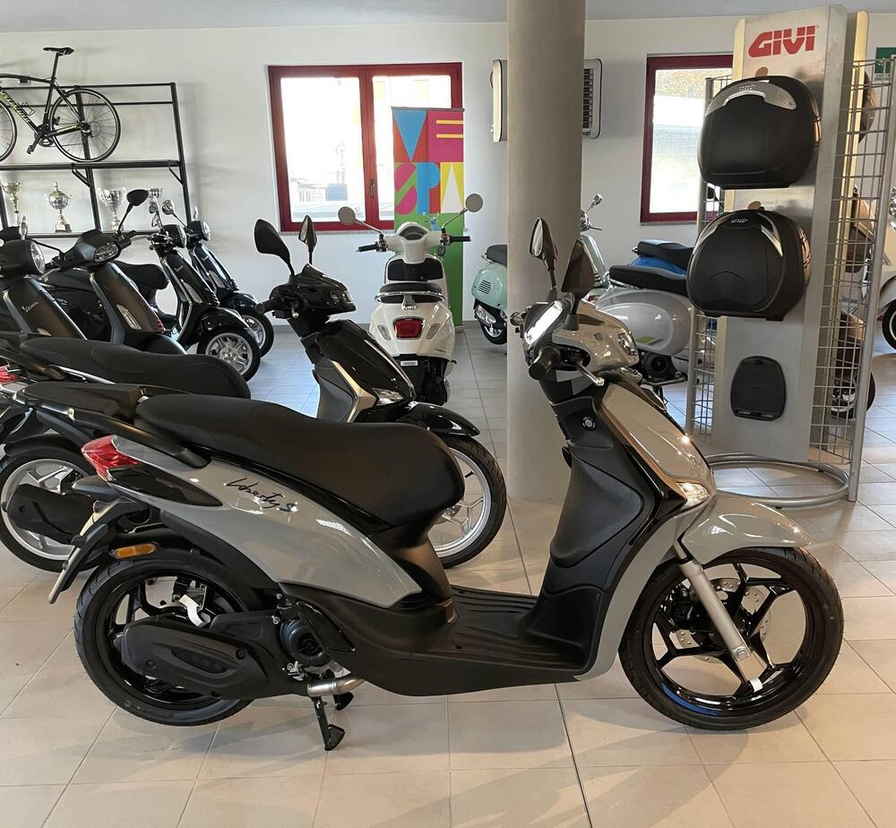 Piaggio Liberty 50 S RST (2025 - 26) (2)