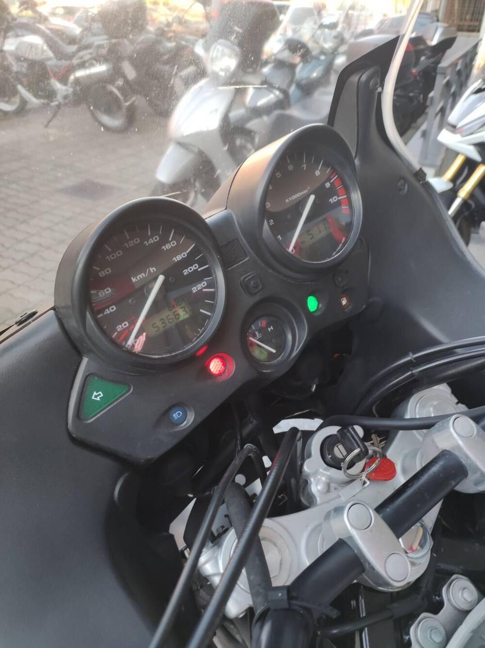 Honda Varadero 1000 (1999 - 02) (6)