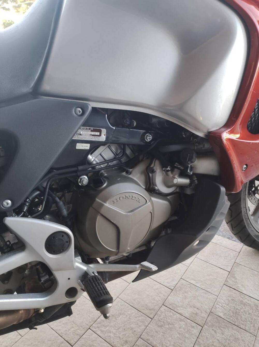 Honda Varadero 1000 (1999 - 02) (11)