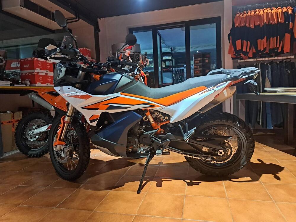 KTM 890 Adventure R (2025 - 26) (3)