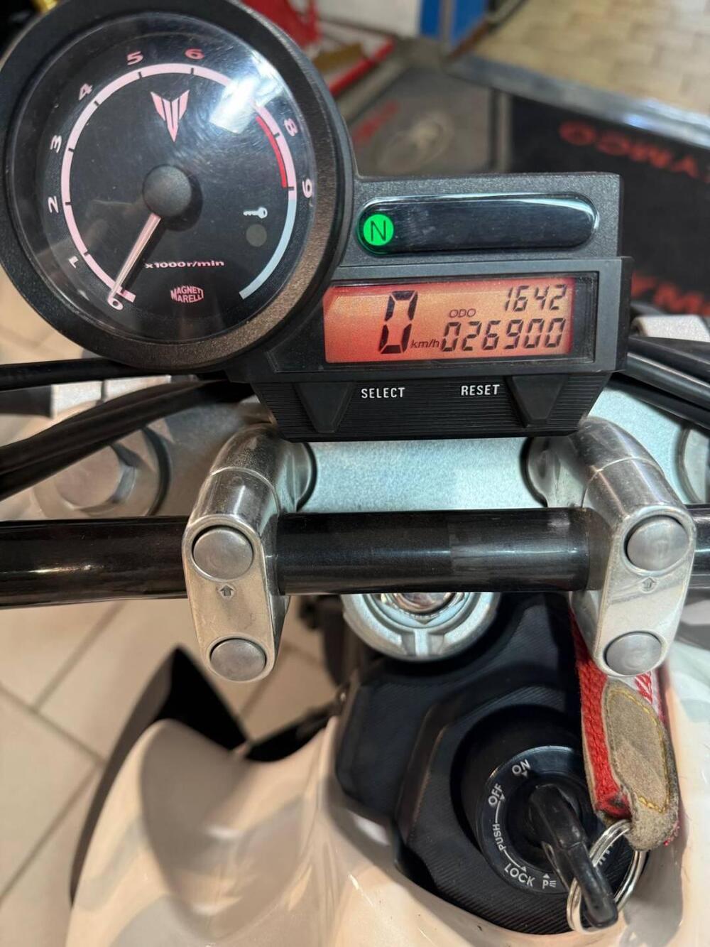 Yamaha MT-03 (2006 - 14) (6)